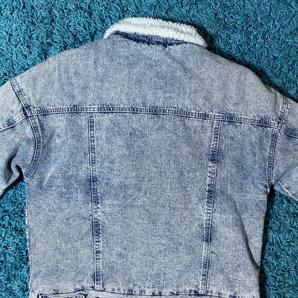 Denim jacket - Picture 7 of 11